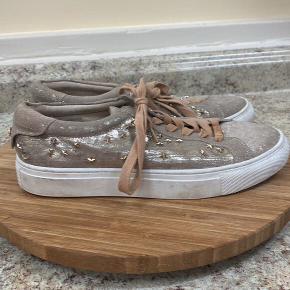 J-slides women’s size 8.5 tan gold lace up with stars and glitter detail shoes - Picture 3 of 6